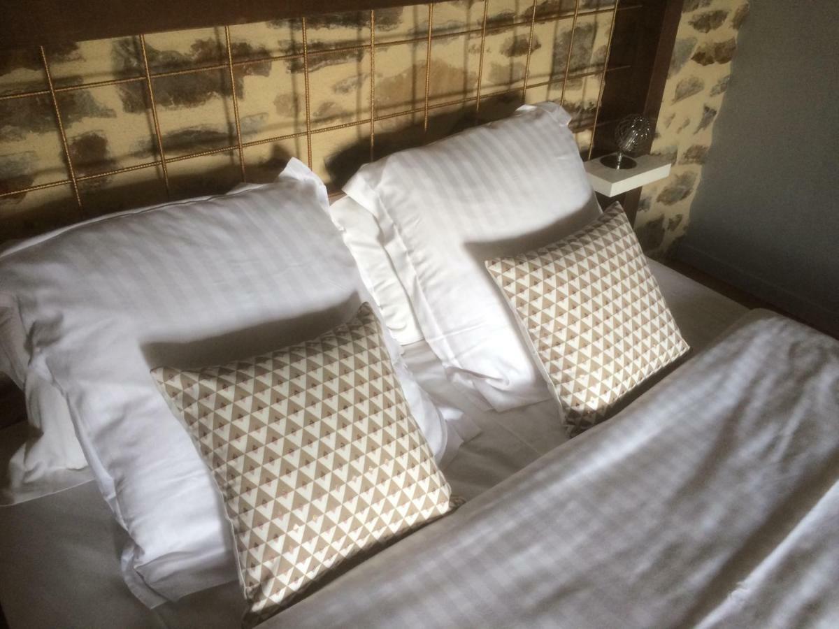 La Chambre Montbrault Fleurigné Extérieur photo